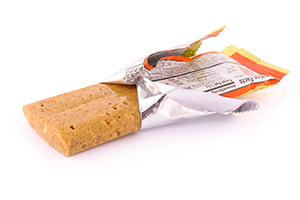 Are protein bars a healthy meal replacement?