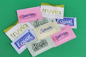 Packets of different brands of artificial sweetener packets