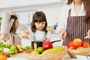 7 ways to instill healthier eating habits in your kids—and why it matters